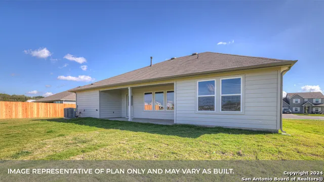 379 Gwenn Glade Cv Lockhart, TX 78644