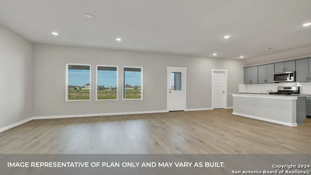 379 Gwenn Glade Cv Lockhart, TX 78644