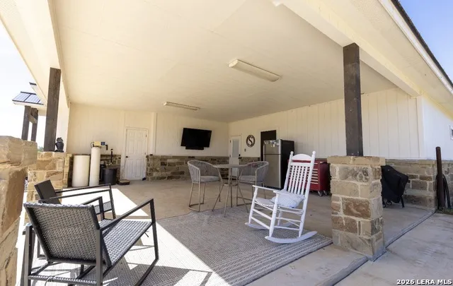 2347 CRANE RD Pleasanton, TX 78064