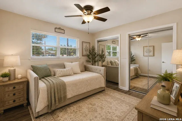 115 W Village Kerrville, TX 78028