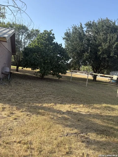 241 Duncan Carrizo Springs, TX 78834