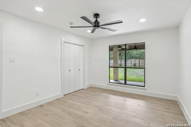 221 Montwood Seguin, TX 78155