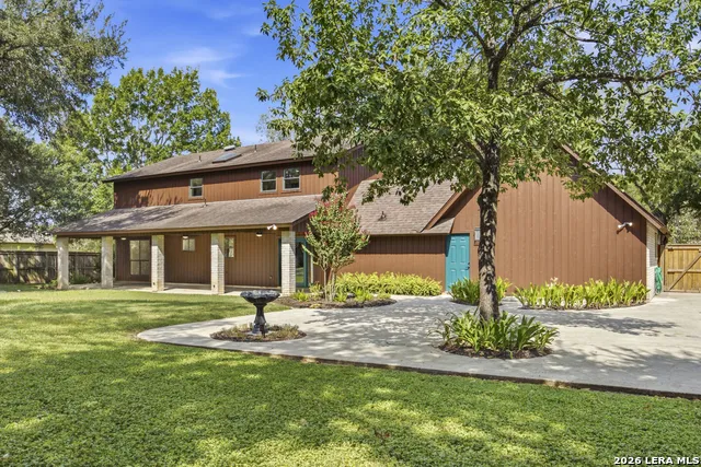 221 Montwood Seguin, TX 78155