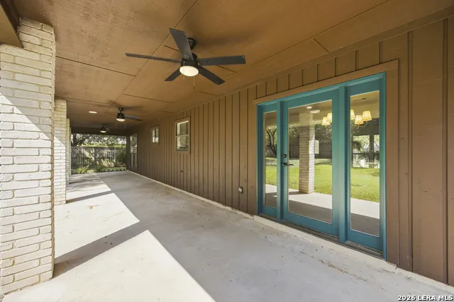 221 Montwood Seguin, TX 78155