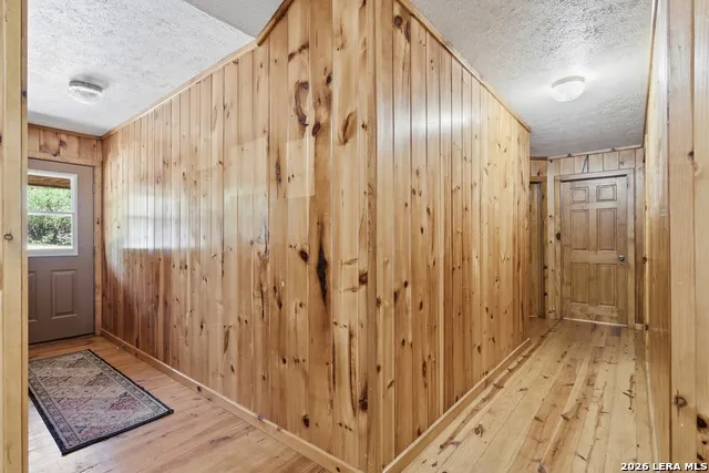 1399 RIVER RD Concan, TX 78838