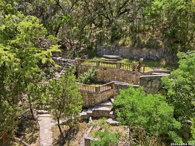 1399 RIVER RD Concan, TX 78838