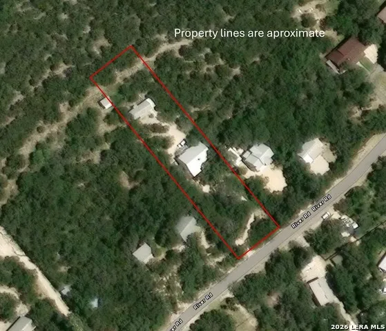 1399 RIVER RD Concan, TX 78838