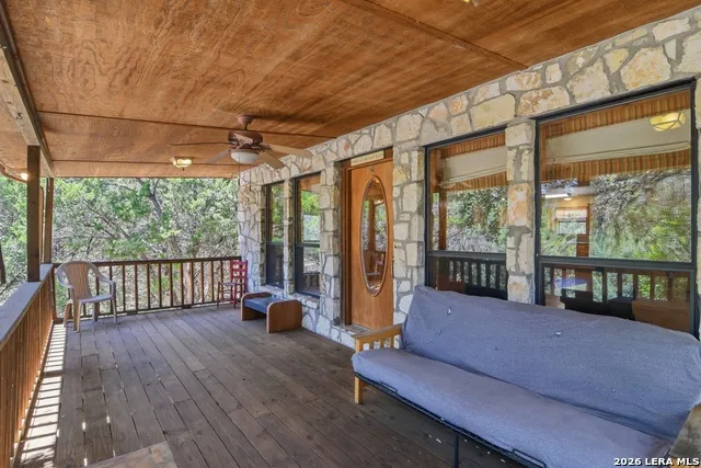 1399 RIVER RD Concan, TX 78838