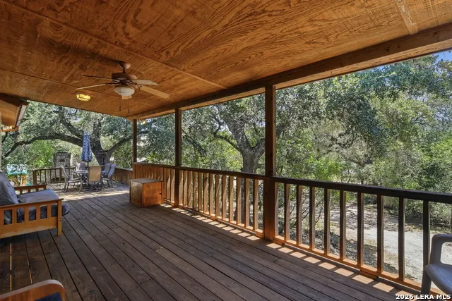 1399 RIVER RD Concan, TX 78838