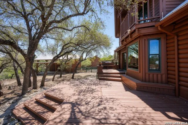 513 River View Dr. Bandera, TX 78003
