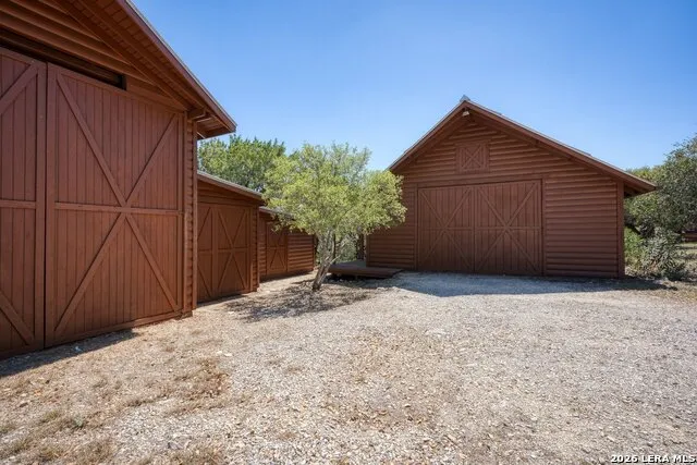 513 River View Dr. Bandera, TX 78003