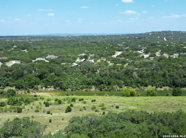 513 River View Dr. Bandera, TX 78003