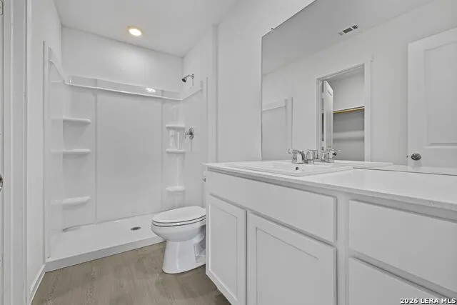12711 Kathleen St St Hedwig, TX 78152