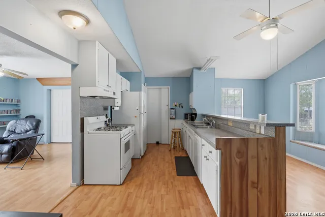 814 Weizmann San Antonio, TX 78213