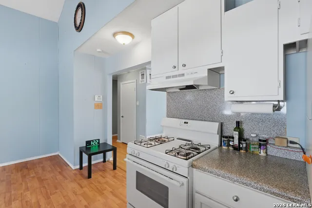 814 Weizmann San Antonio, TX 78213