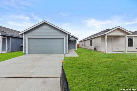 12631 Kathleen St