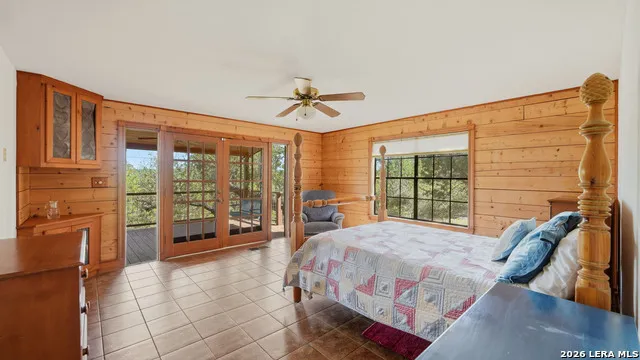 800 Woodcreek Ranch RD Wimberley, TX 78676