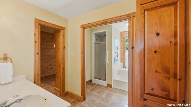 800 Woodcreek Ranch RD Wimberley, TX 78676