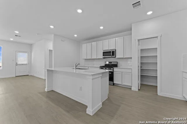 1228 Twisted Creek New Braunfels, TX 78130