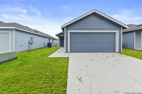 12803 Kathleen St