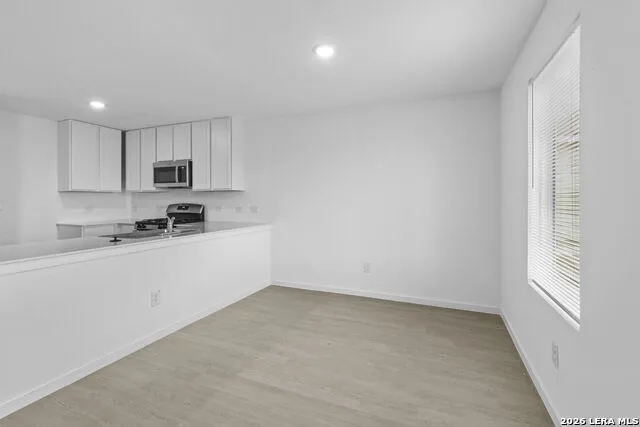 12903 Kathleen St St Hedwig, TX 78152