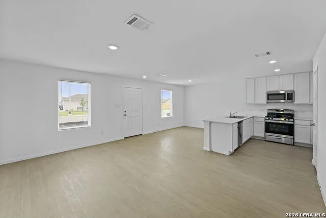 12727 Kathleen St St Hedwig, TX 78152