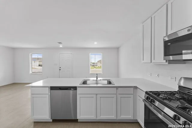 12727 Kathleen St St Hedwig, TX 78152