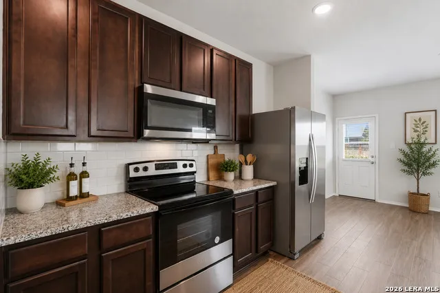 13747 Pinkston San Antonio, TX 78252