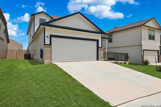 13747 Pinkston San Antonio, TX 78252