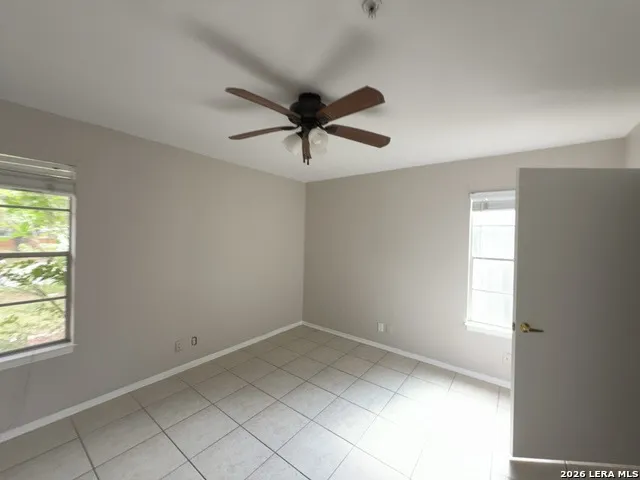 202 SHALIMAR DR Castle Hills, TX 78213