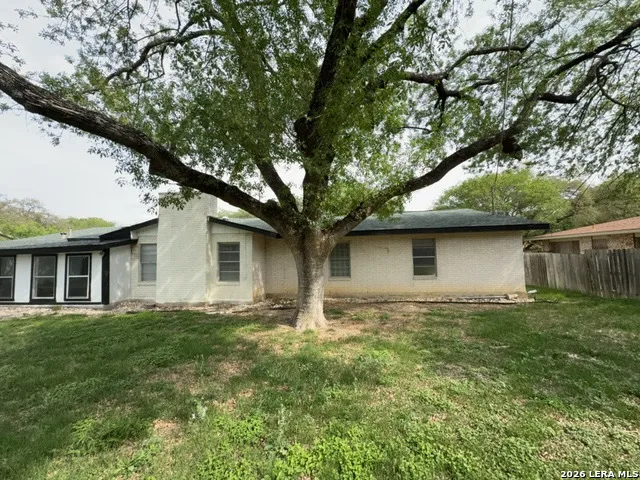 202 SHALIMAR DR Castle Hills, TX 78213