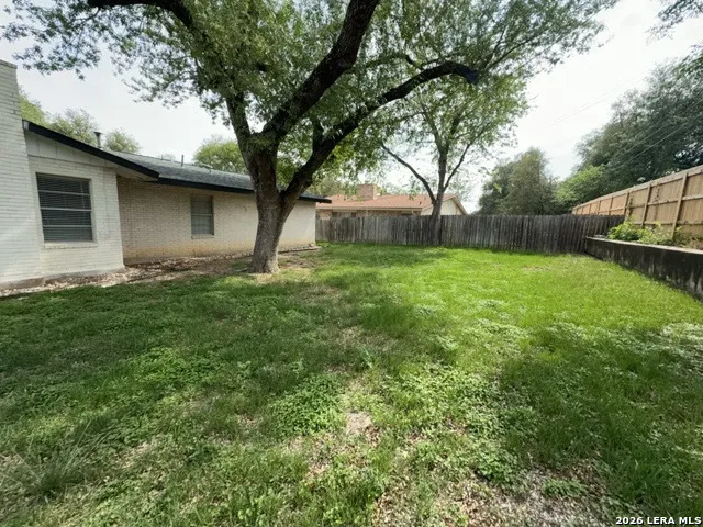 202 SHALIMAR DR Castle Hills, TX 78213