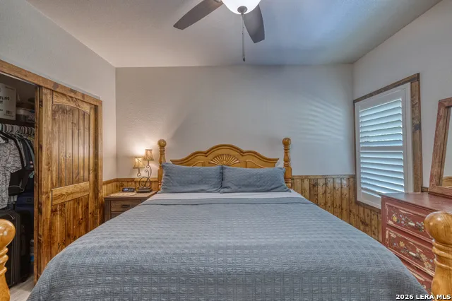 863 Flatrock Circle Leakey, TX 78873