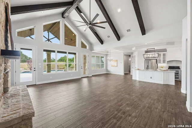 323 Curvatura New Braunfels, TX 78132