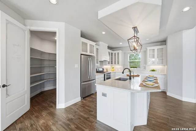 323 Curvatura New Braunfels, TX 78132