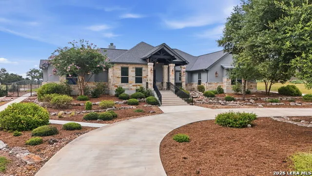 323 Curvatura New Braunfels, TX 78132