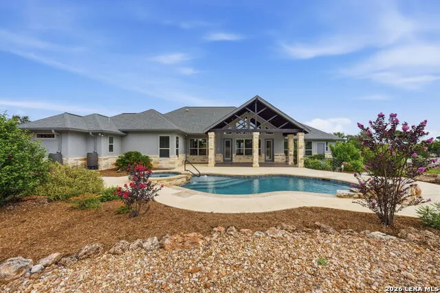 323 Curvatura New Braunfels, TX 78132