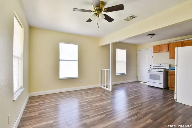 1263 Chalmers San Antonio, TX 78211