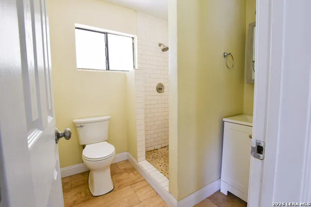 1263 Chalmers San Antonio, TX 78211