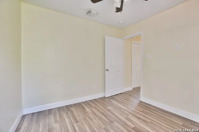 1263 Chalmers San Antonio, TX 78211