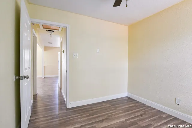 1263 Chalmers San Antonio, TX 78211