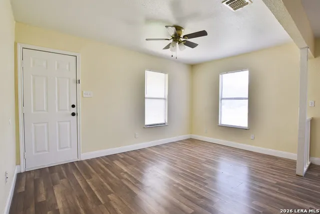1263 Chalmers San Antonio, TX 78211