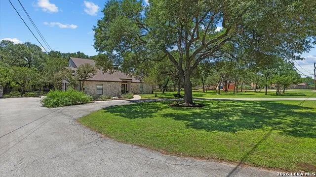 9514 Goldenrod Garden Ridge, TX 78266