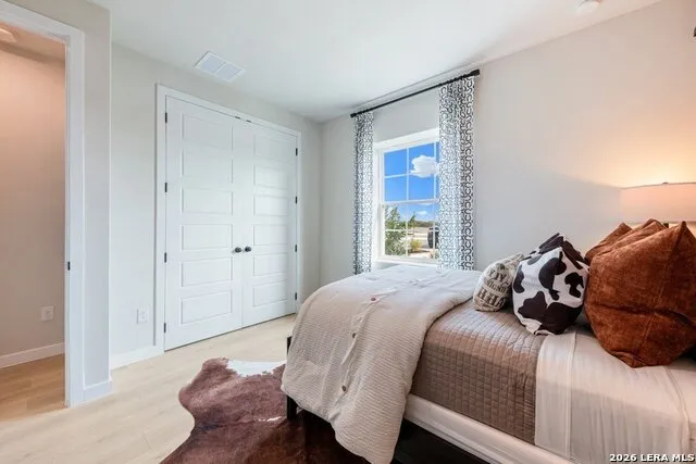 225 Jens Dr Mico, TX 78056