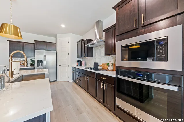 225 Jens Dr Mico, TX 78056