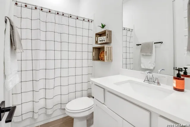 1421 Escarpment New Braunfels, TX 78132