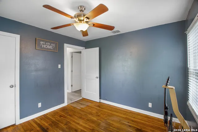 332 S Chiltipin St Sinton, TX 78387