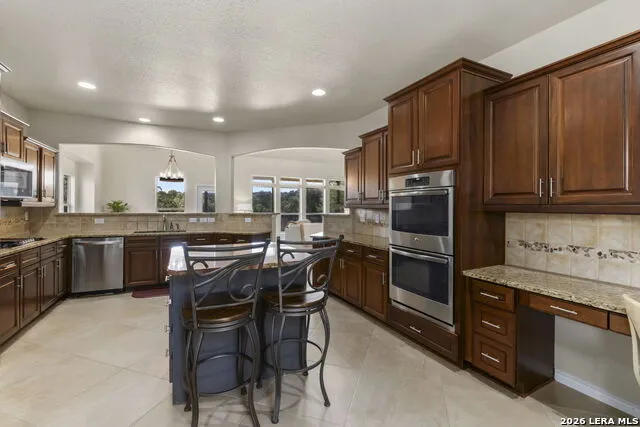 116 OAK PASS WAY New Braunfels, TX 78132