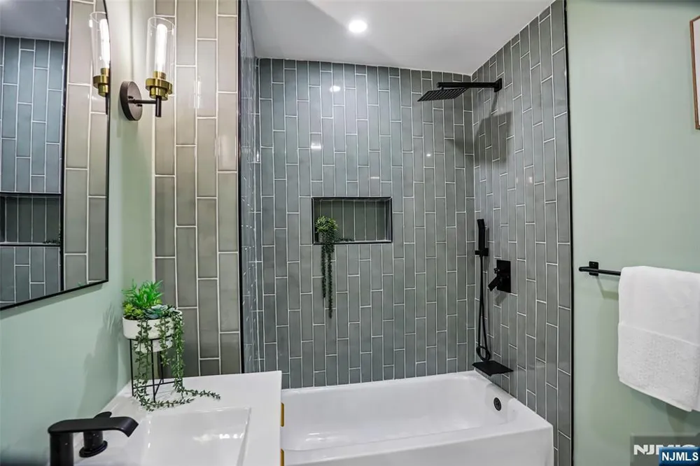 320 62nd Street 101 West New York, NJ 07093