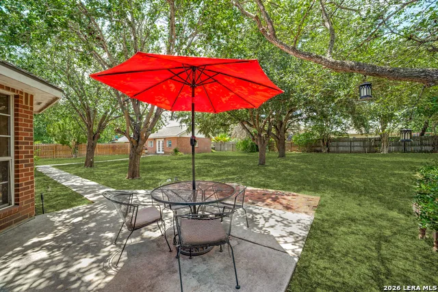 1717 EMBASSY RD Pleasanton, TX 78064